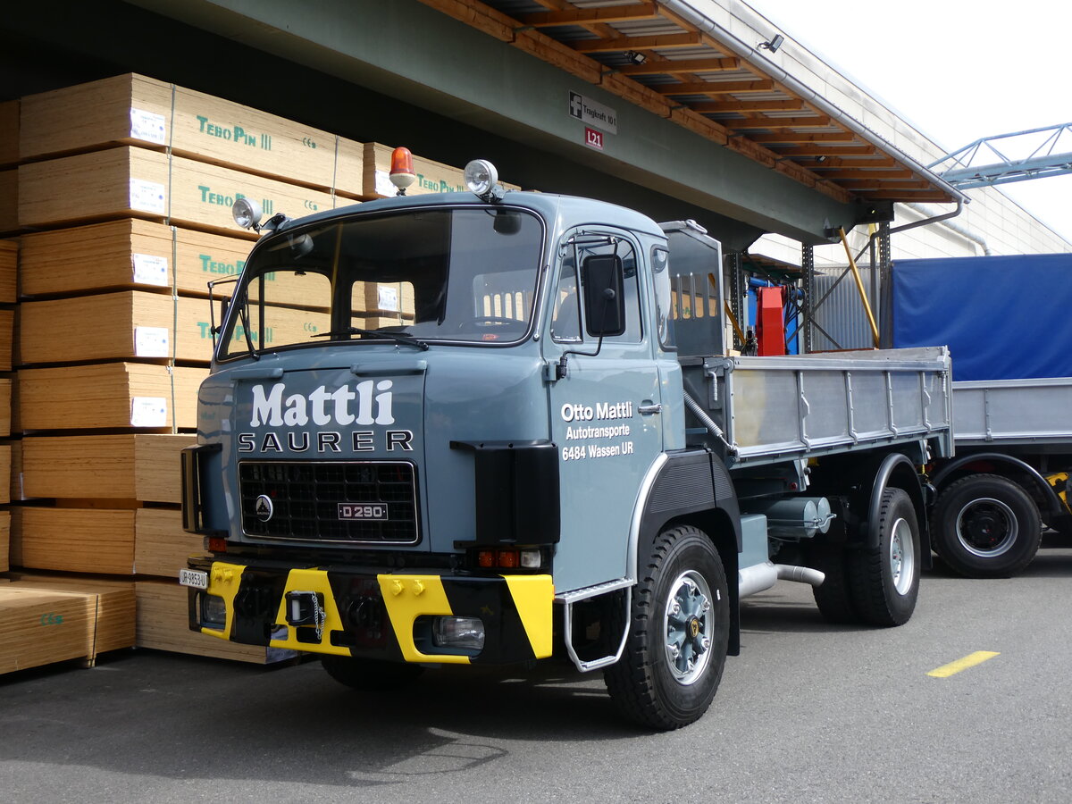 (261'905) - Mattli, Wassen - UR 9853 U - Saurer am 4. Mai 2024 in Attikon, Wegmller