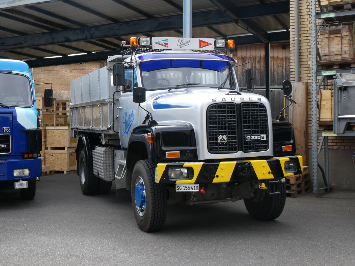 (261'909) - Saurer - SG 155'410 - am 4. Mai 2024 in Attikon, Wegmller