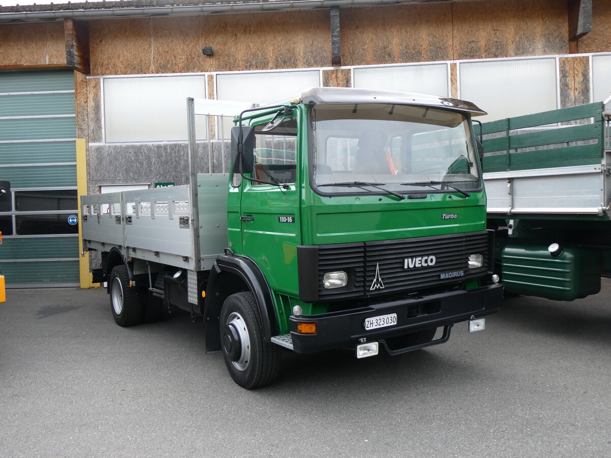 (261'917) - Iveco-Magirus - ZH 323'030 - am 4. Mai 2024 in Attikon, Wegmller