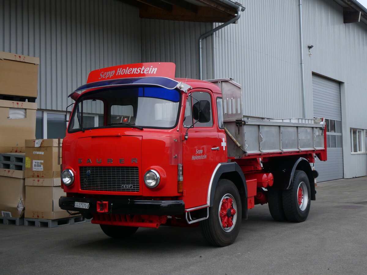 (262'035) - Holenstein, Bazenheid - SG 27'570 U - Saurer am 4. Mai 2024 in Attikon, Wegmller