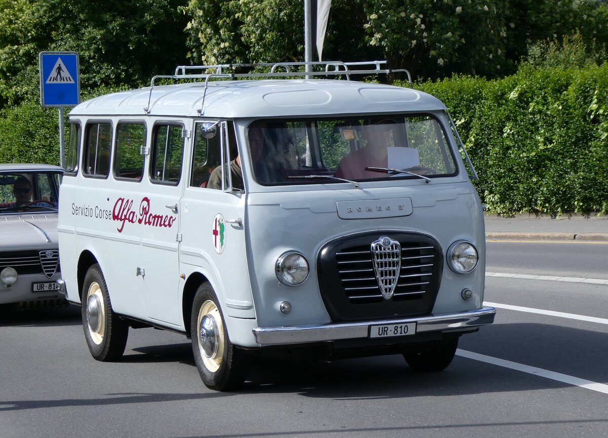 (262'561) - ??? - UR 810 - Alfa Romeo (ex Aguti, I-Rimini; ex Aguti, RSM-San Marino; ex Alfa Romeo, I-Milano) am 18. Mai 2024 in Sarnen, OiO 