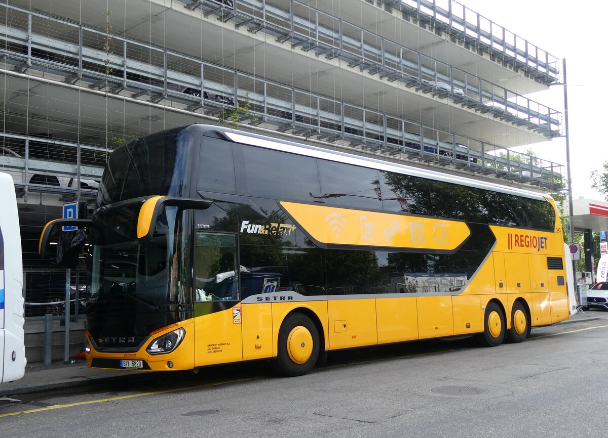 (262'908) - Aus Tschechien: Student Agency, Brno - Nr. 343/9AY 5820 - Setra am 25. Mai 2024 in Zrich, Sihlquai