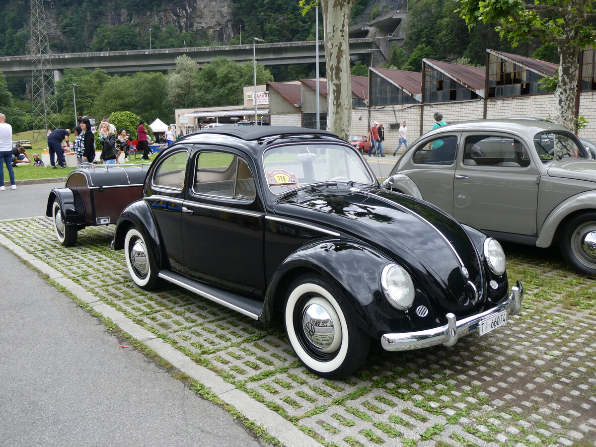 (263'518) - VW-Kfer - TI 66'074 - am 9. Juni 2024 in Faido, Garage Barenco
