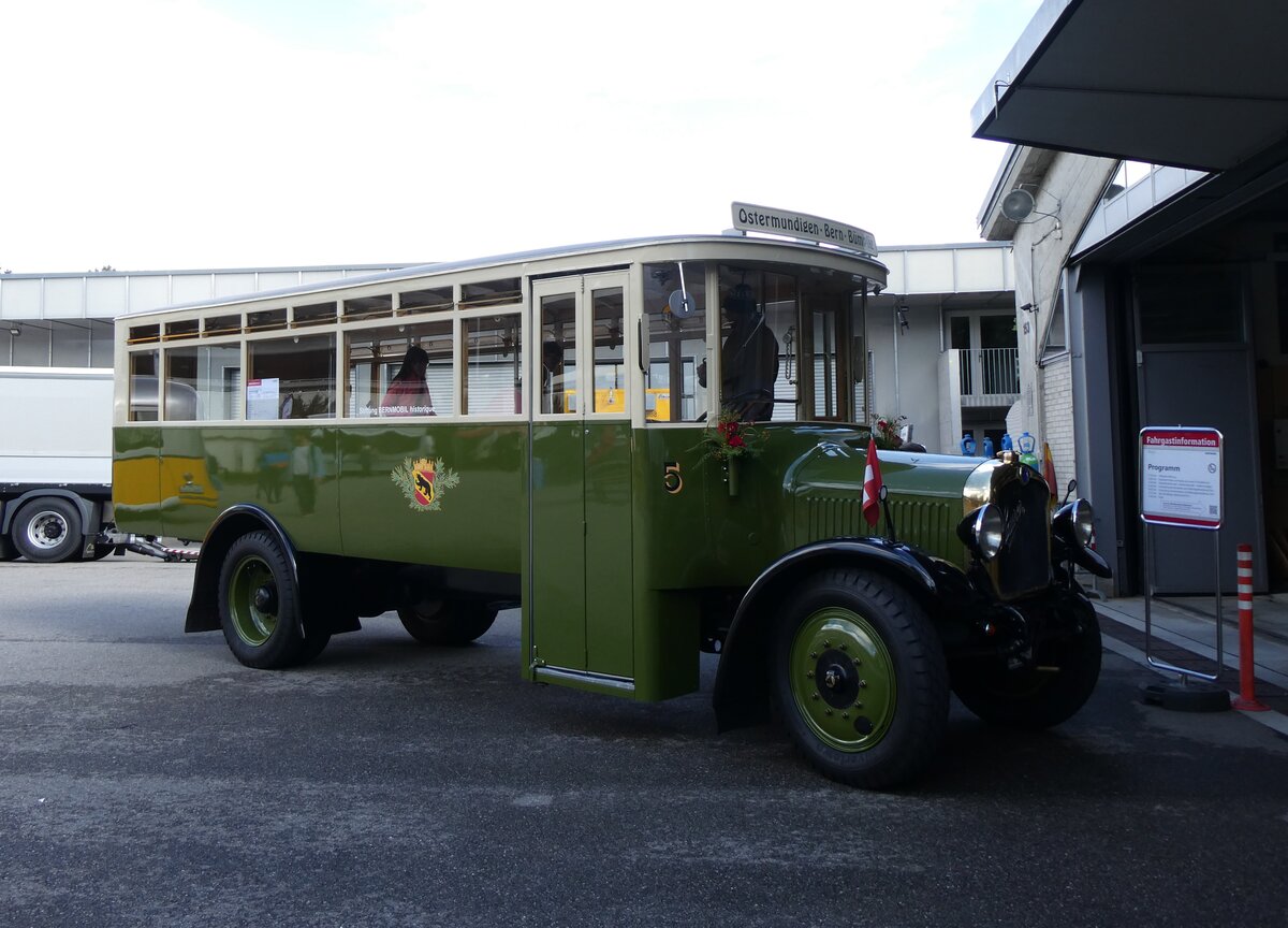 (266'961) - SVB Bern (Bernmobil historique) - Nr. 5/BE 29'005 - Saurer am 14. September 2024 in Bern, Garage Europaplatz