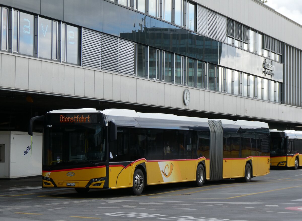 (267'942) - PostAuto Bern - Nr. 11'245/BE 546'245/PID 11'245 - Solaris am 11. Oktober 2024 in Bern, Postautostation