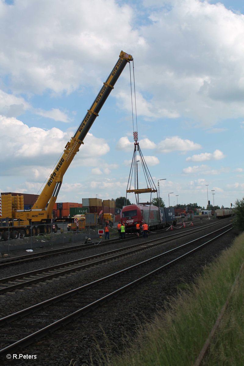 270082 und der 100 Tonnen Krahn. 10.06.16