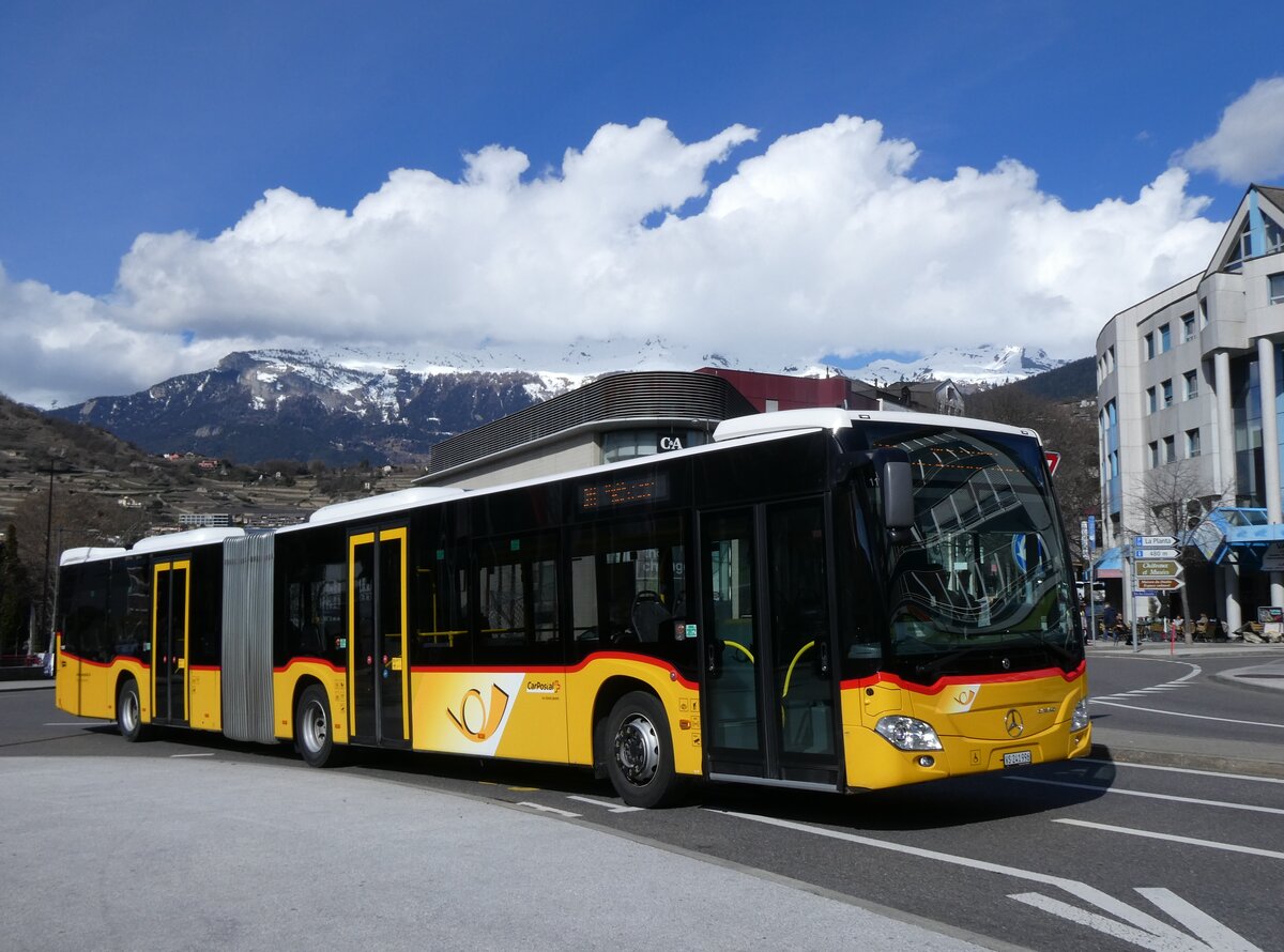 (272'770) - Buchard, Leytron - VS 241'996/PID 11'587 - Mercedes am 11. Mrz 2025 beim Bahnhof Sion