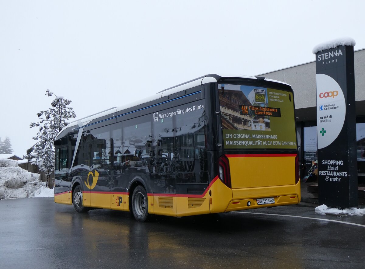 (272'887) - PostAuto Graubnden - GR 187'348/PID 12'104 - eMAN am 14. Mrz 2025 in Flims, Bergbahnen