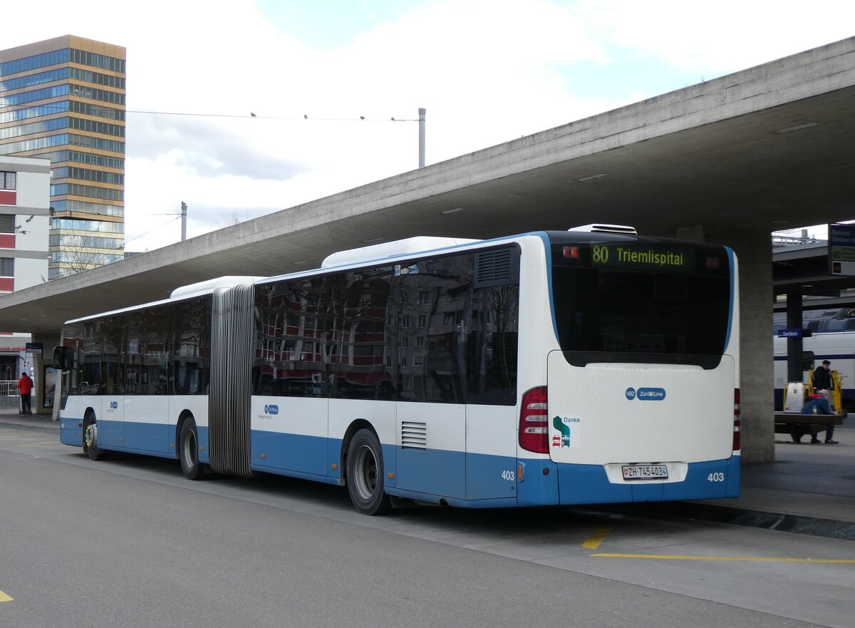 (273'169) - VBZ Zrich - Nr. 403/ZH 745'403 - Mercedes am 24. Mrz 2025 beim Bahnhof Zrich Oerlikon