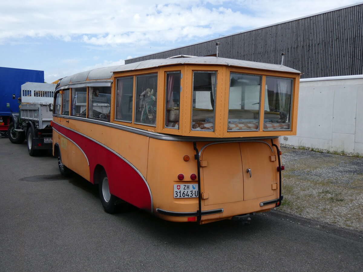 (274'554) - Lssi, Oberembrach - ZH 31'643 U - Dennis/FHS (ex Leu, Schaffhausen) am 3. Mai 2025 in Attikon, Wegmller