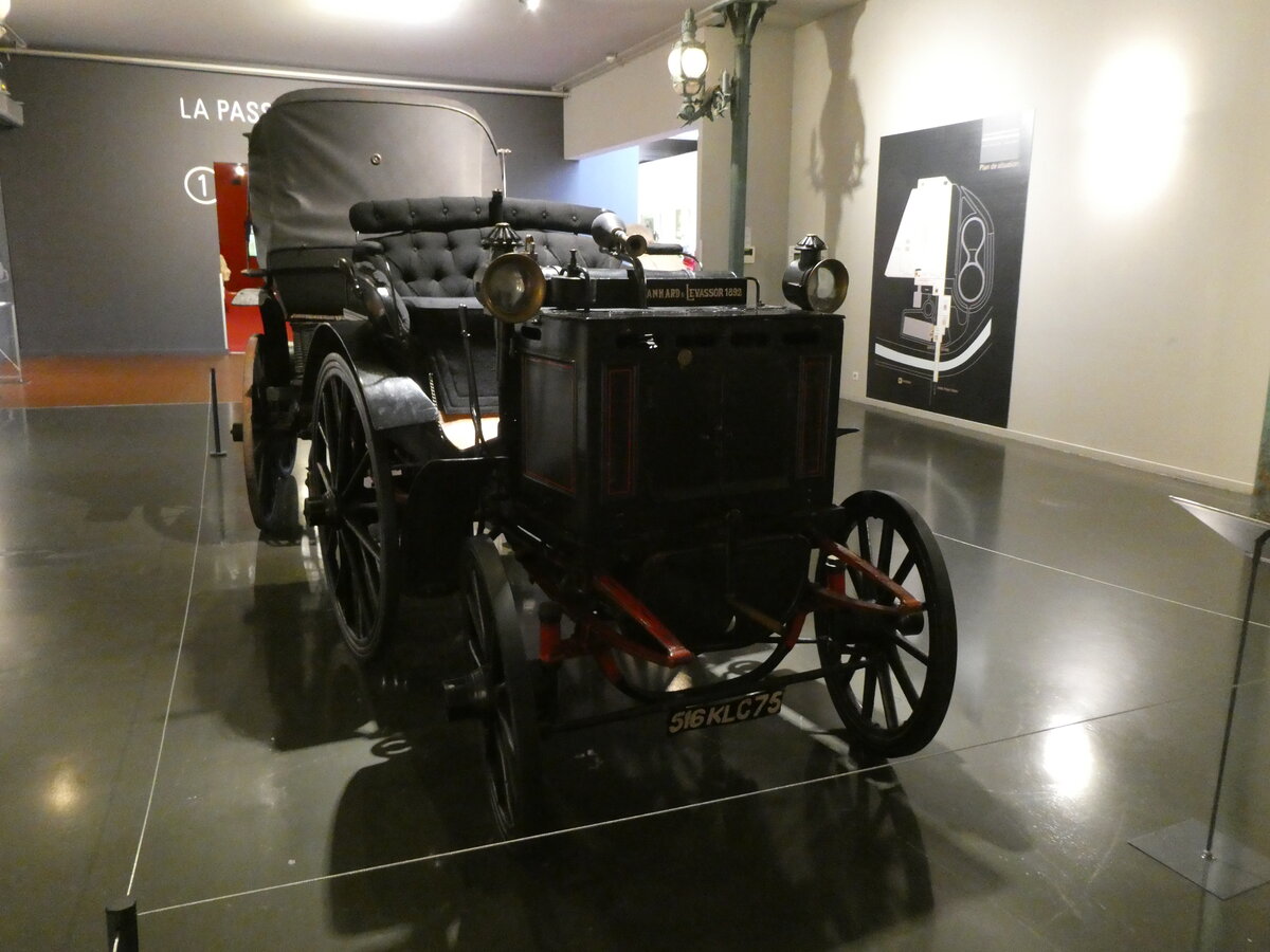 (274'674) - Panhard&Levassor - 516 KLC 75 - am 6. Mai 2025 in Mulhouse, Collection Schlumpf