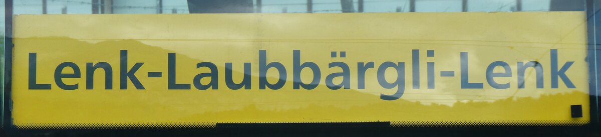 (277'202) - Routentafel - Lenk-Laubbrgli-Lenk - am 21. Juni 2025 beim Bahnhof Lenk
