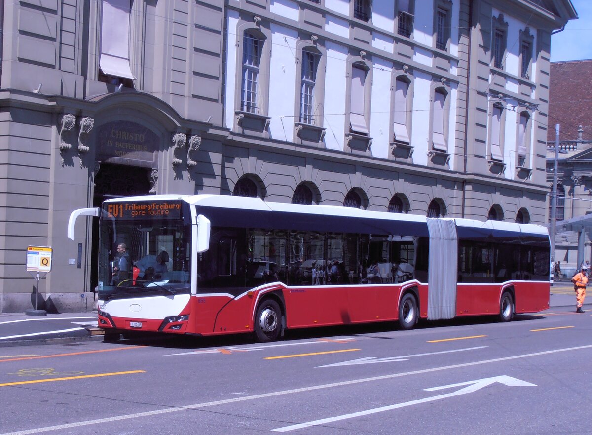 (277'821) - Intertours, Domdidier - Nr. 655/FR 300'655 - Solaris (ex PostBus/A BD 15'720) am 12. Juli 2025 beim Bahnhof Bern