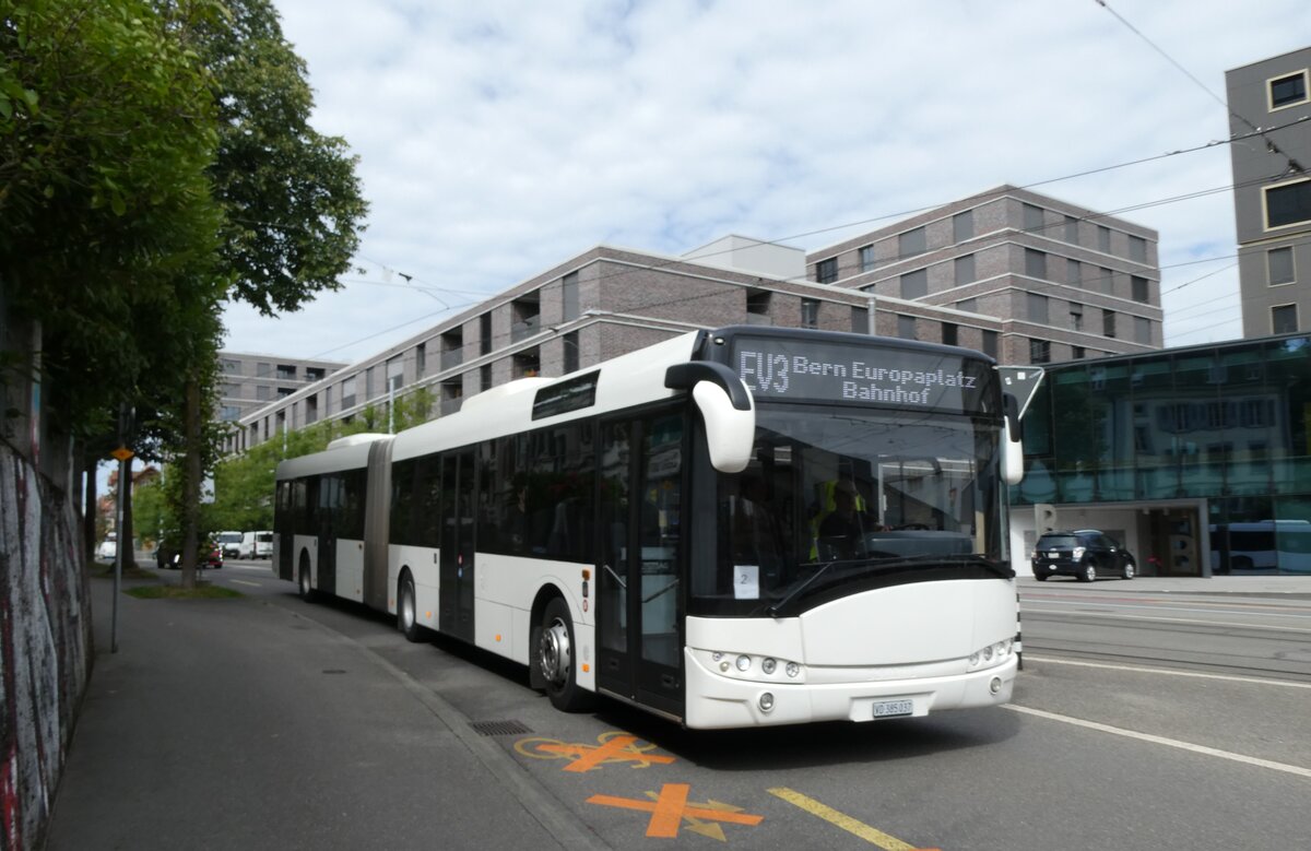 (278'241) - Overney, Vevey - VD 385'037 - Solaris (ex AAGR Rothenburg) am 30. Juli 2025 beim Bahnhof Bern Europaplatz