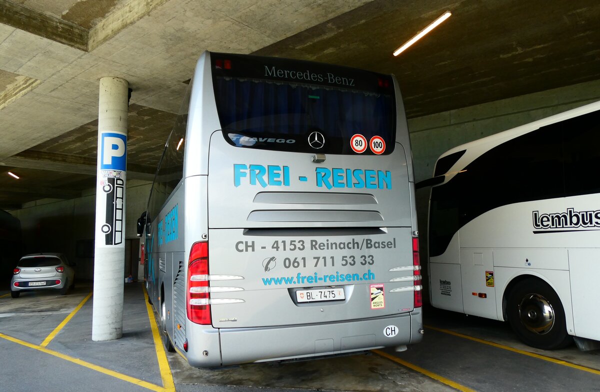 (279'181) - Frei, Reinach - BL 7475 - Mercedes am 17. August 2025 in Avry-devant-Pont, Autobahnraststtte