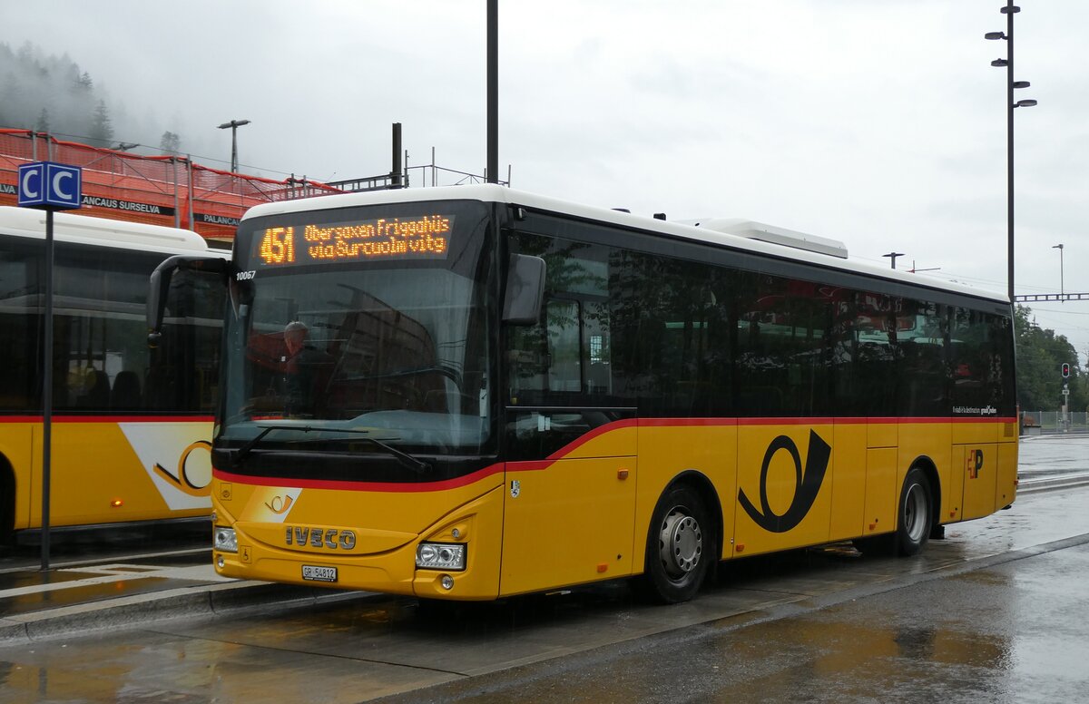 (280'102) - PostAuto Graubnden - GR 54'812/PID 10'067 - Iveco (ex Nr. 29; ex Nr. 24; ex Fontana, Ilanz Nr. 24) am 9. September 2025 beim Bahnhof Ilanz
