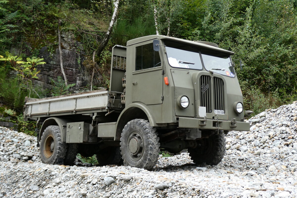 (280'363) - Saurer - TI 100'008 - am 13. September 2025 in Iragna, Riviera