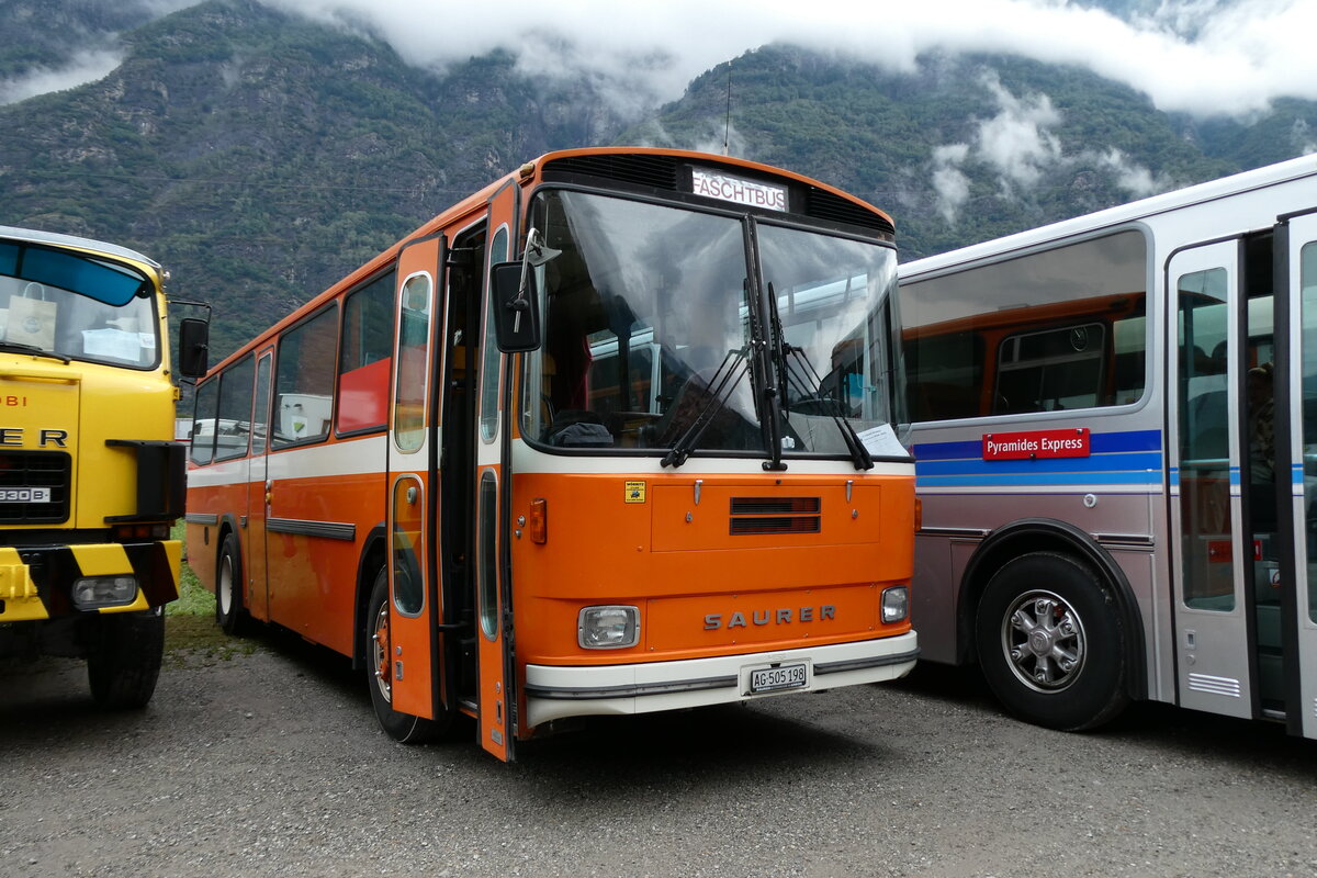 (280'372) - Mangold, Oberengstringen - AG 505'198 - Saurer/Hess (ex RhV Altstätten Nr. 45) am 13. September 2025 in Iragna, Riviera (280'372) - Mangold, Oberengstringen - AG 505'198 - Saurer/Hess (ex RhV Altstätten Nr. 45) am 13. September 2025 in Iragna, Riviera