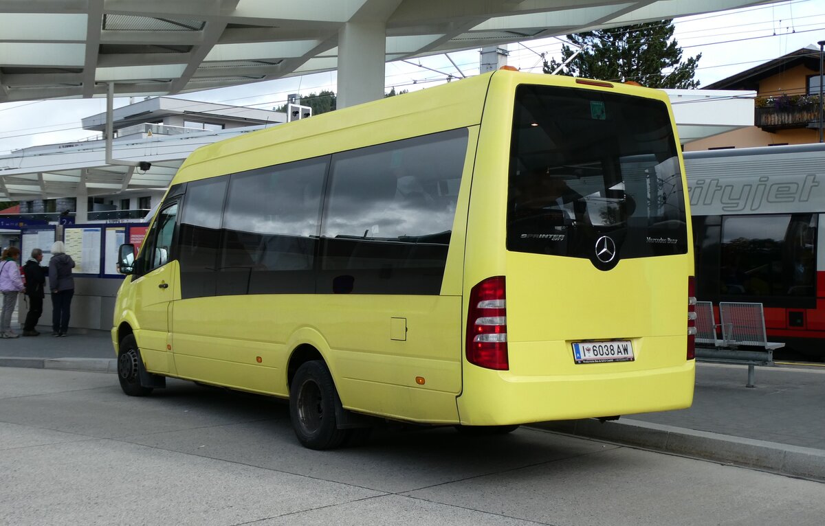 (280'451) - Breuss, Rankweil - I 6038 AW - Mercedes am 16. September 2025 beim Bahnhof Seefeld (280'451) - Breuss, Rankweil - I 6038 AW - Mercedes am 16. September 2025 beim Bahnhof Seefeld