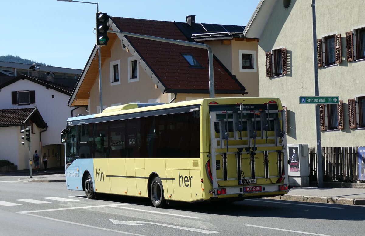 (280'554) - PostBus - BD 12'116 - Iveco am 18. September 2025 in Telfs, Anton-Auer-Strasse (280'554) - PostBus - BD 12'116 - Iveco am 18. September 2025 in Telfs, Anton-Auer-Strasse