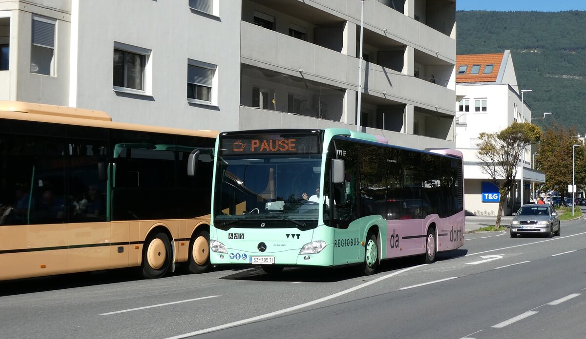 (280'560) - Ledermair, Schwaz - SZ 795 TI - Mercedes am 18. September 2025 in Telfs, Anton-Auer-Strasse (280'560) - Ledermair, Schwaz - SZ 795 TI - Mercedes am 18. September 2025 in Telfs, Anton-Auer-Strasse