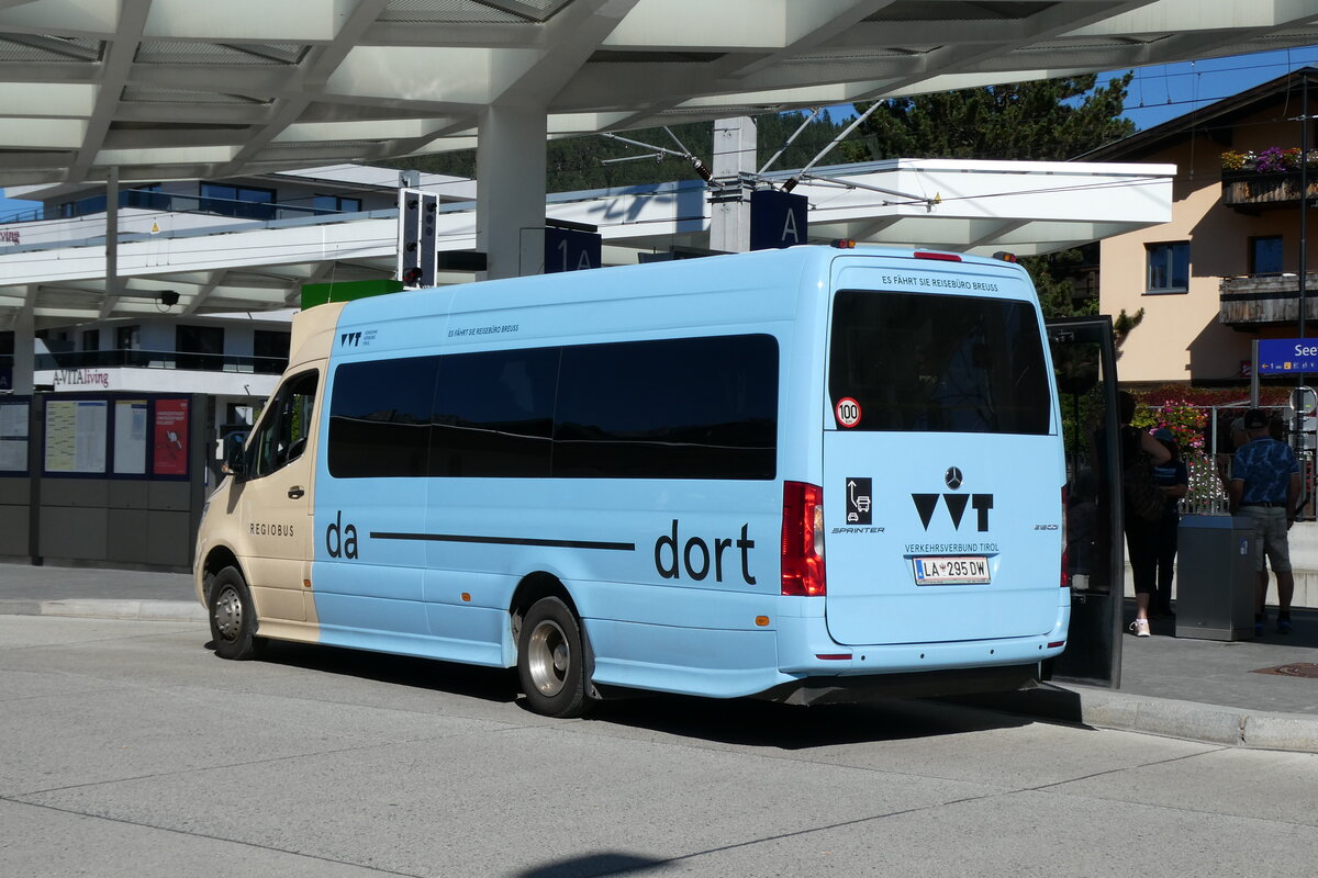 (280'628) - Breuss, Rankweil - LA 295 DW - Mercedes am 20. September 2025 beim Bahnhof Seefeld (280'628) - Breuss, Rankweil - LA 295 DW - Mercedes am 20. September 2025 beim Bahnhof Seefeld