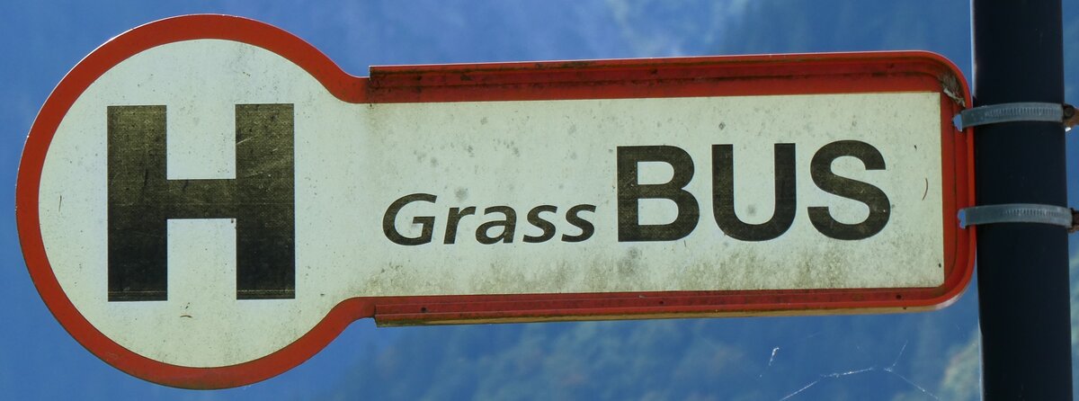(280'639) - Grass BUS. Haltestellenschild - Brand, Hotel Zimba - am 21. September 2025