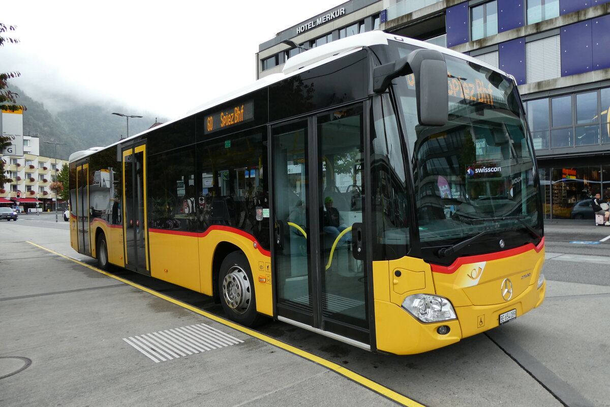 (280'656) - PostAuto Bern - BE 654'089/PID 11'403 - Mercedes am 23. September 2025 beim Bahnhof Interlaken West (280'656) - PostAuto Bern - BE 654'089/PID 11'403 - Mercedes am 23. September 2025 beim Bahnhof Interlaken West