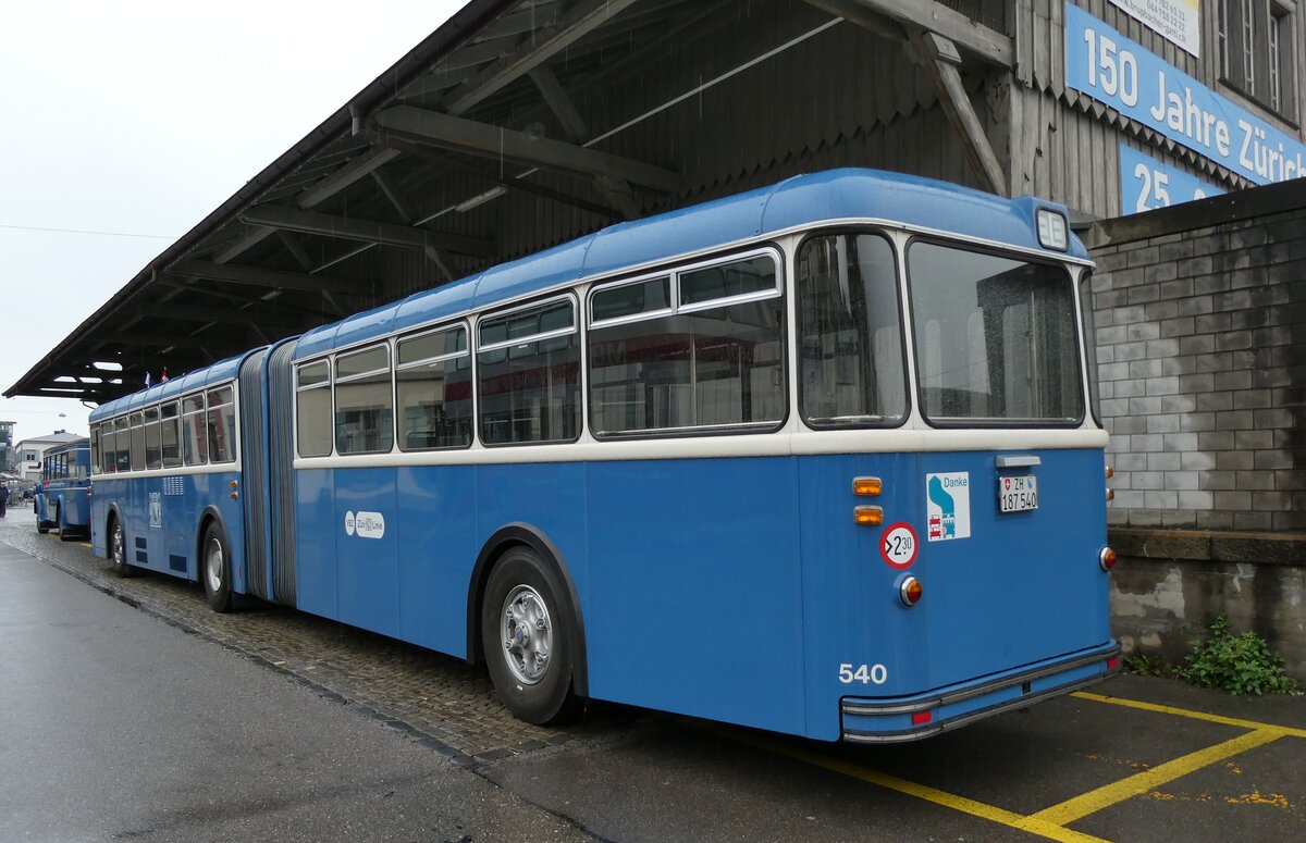 (280'695) - VBZ Zrich (TMZ) - Nr. 540/ZH 187'540 - Saurer/Saurer (ex Nr. 7540; ex Nr. 540) am 27. September 2025 beim Bahnhof Wdenswil