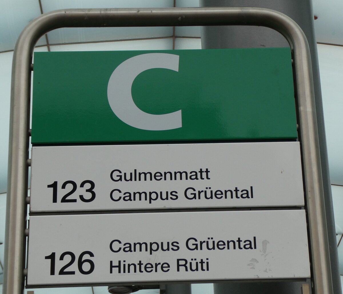 (280'724) - AHW-Haltestellenschild - Wädenswil, Bahnhof - am 27. September 2025 (280'724) - AHW-Haltestellenschild - Wädenswil, Bahnhof - am 27. September 2025