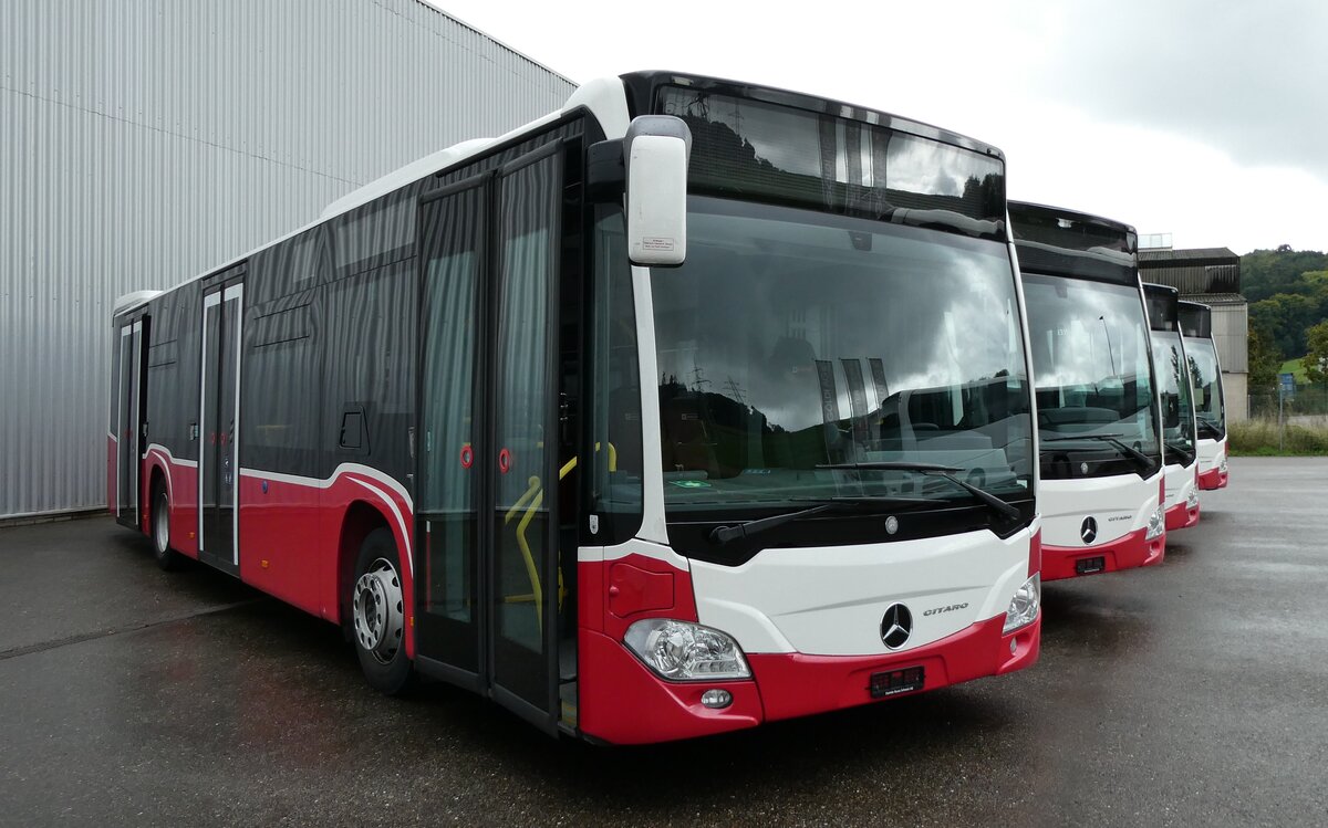 (280'790) - PostAuto Ostschweiz - PID 12'415 - Mercedes (ex Wiener Linien, A-Wien Nr. 8156) am 27. September 2025 in Winterthur, Daimler Buses (280'790) - PostAuto Ostschweiz - PID 12'415 - Mercedes (ex Wiener Linien, A-Wien Nr. 8156) am 27. September 2025 in Winterthur, Daimler Buses
