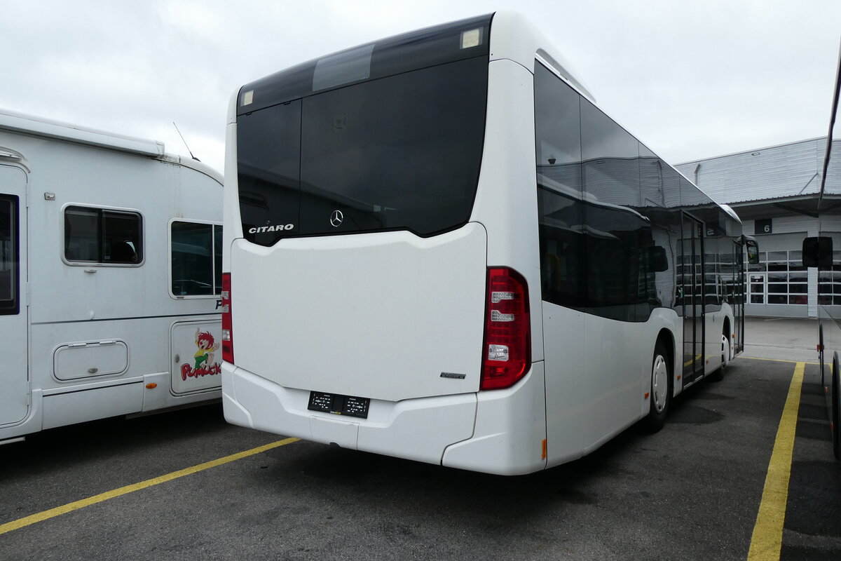 (280'826) - Theytaz, Sion - Mercedes (ex Will, D-Hassfurt Nr. 1085; ex Dr. Richard, A-Graz Nr. 1068; ex Dr. Richard, A-Wien Nr. 1068) am 28. September 2025 in Kerzers, Interbus (280'826) - Theytaz, Sion - Mercedes (ex Will, D-Hassfurt Nr. 1085; ex Dr. Richard, A-Graz Nr. 1068; ex Dr. Richard, A-Wien Nr. 1068) am 28. September 2025 in Kerzers, Interbus