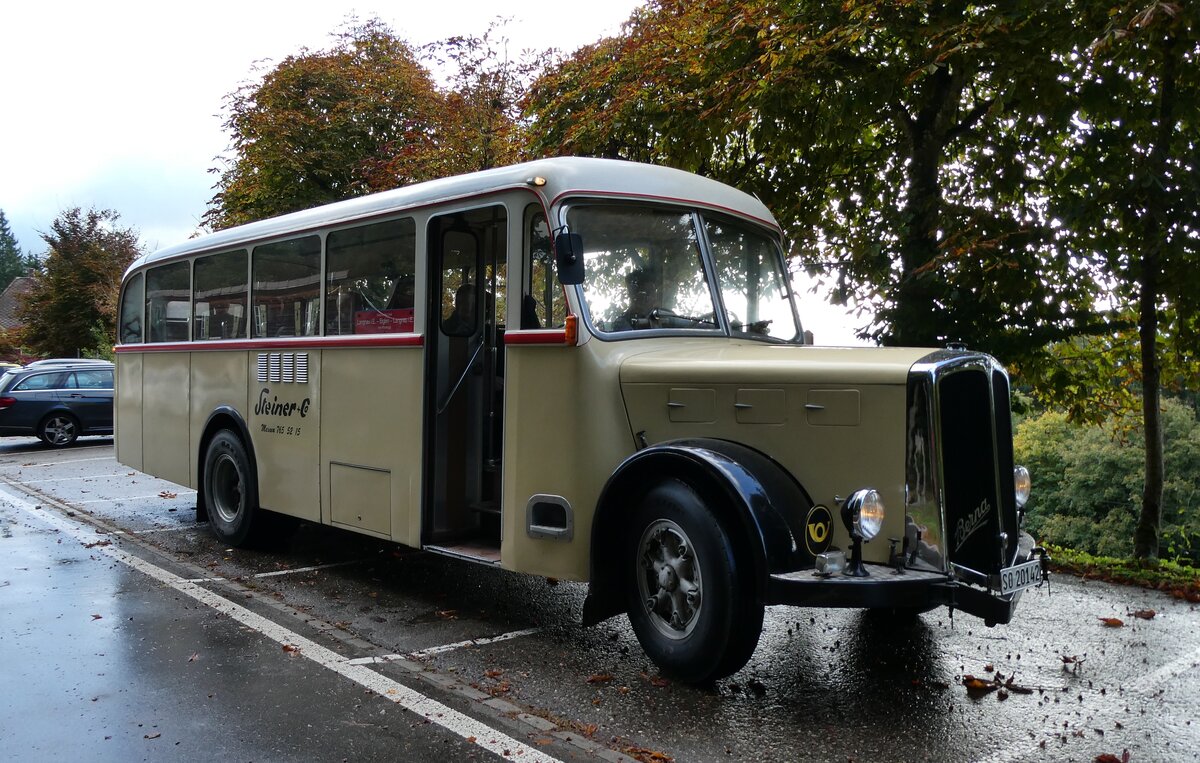 (281'006) - Steiner, Messen - SO 20'142 - Berna/Hess (ex Bärtschi, Biberen) am 5. Oktober 2025 in Waldhäusern, Kurhaus (281'006) - Steiner, Messen - SO 20'142 - Berna/Hess (ex Bärtschi, Biberen) am 5. Oktober 2025 in Waldhäusern, Kurhaus