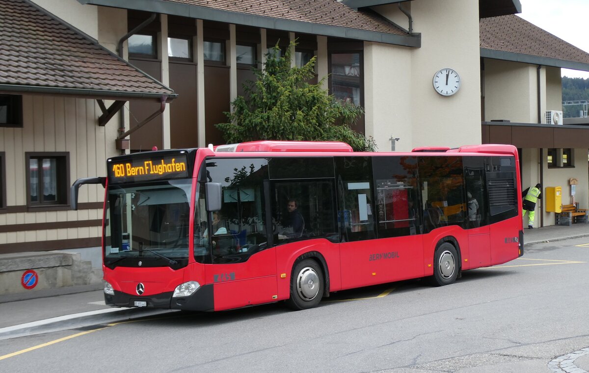 (281'026) - Bernmobil, Bern - Nr. 445/BE 855'445 - Mercedes am 5. Oktober 2025 beim Bahnhof Konolfingen (281'026) - Bernmobil, Bern - Nr. 445/BE 855'445 - Mercedes am 5. Oktober 2025 beim Bahnhof Konolfingen