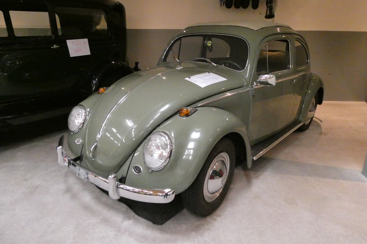 (281'592) - VW-K�fer am 18. Oktober 2025 in N�fels, FBW-Museum