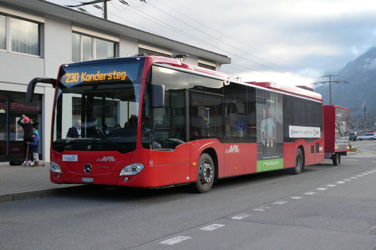 (282'485) - AFA Adelboden - Nr. 96/BE 823'926 - Mercedes am 18. November 2025 beim Bahnhof Frutigen