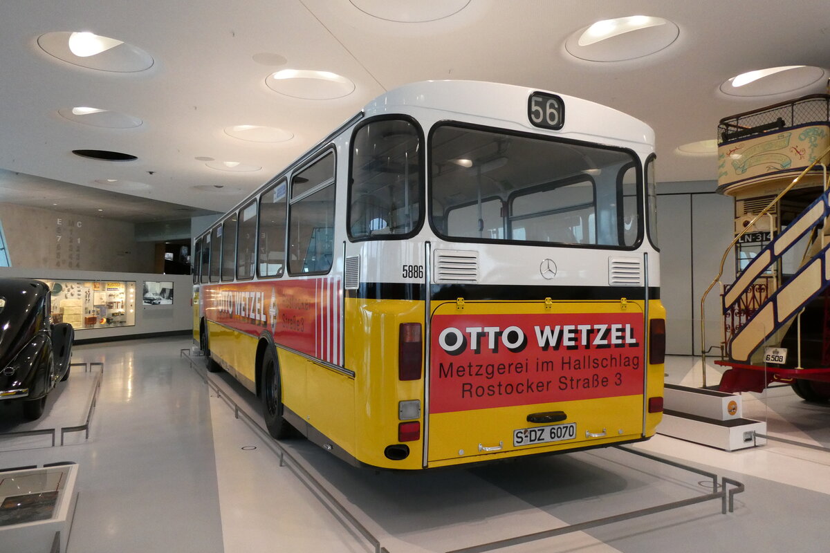 (282'949) - SSB Stuttgart - Nr. 5886/S-DZ 6070 - Mercedes am 11. Dezember 2025 in Stuttgart, Mercedes-Benz Museum