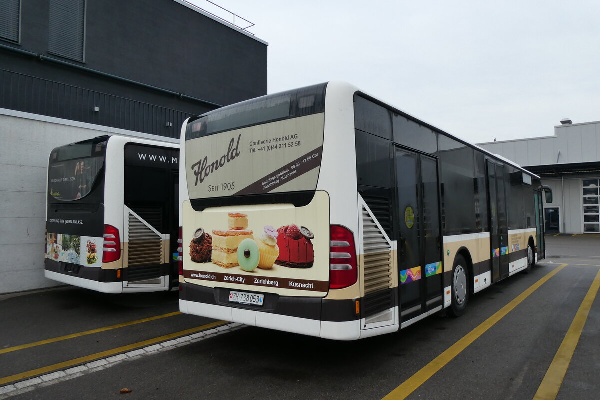 (284'233) - AZZK Zollikon - Nr. 53/ZH 738'053 - Mercedes am 17. Januar 2026 in Winterthur, Daimler Buses