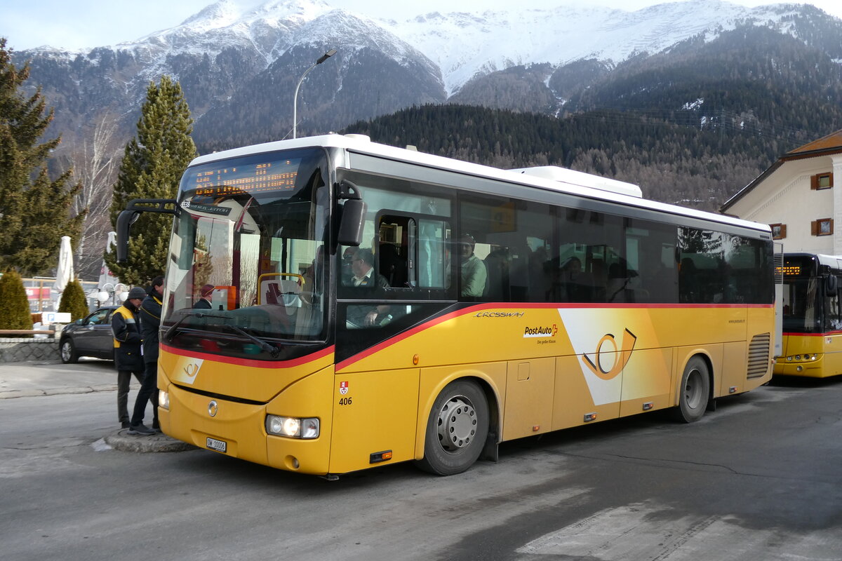 (284'780) - PostAuto Zentralschweiz - Nr. 406/OW 10'006/PID 5538 - Irisbus (ex Nr. 3; ex Dillier, Sarnen Nr. 3) am 10. Februar 2026 in Zernez, Post