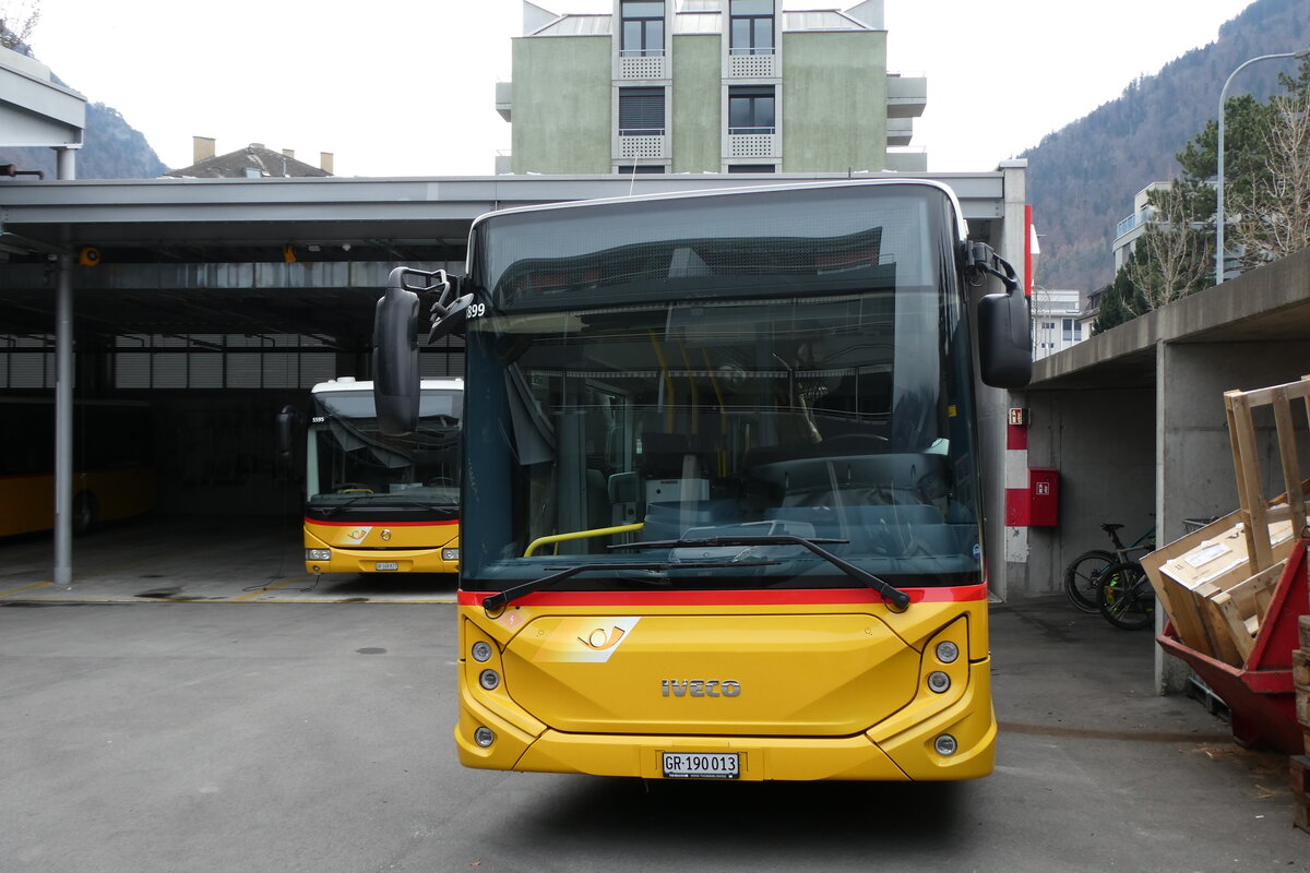 (284'896) - PostAuto Graub�nden - GR 190'013/PID 11'899 - eHeuliez-Iveco (ex Gessinger, Bad Ragaz) am 14. Februar 2026 in Chur, Garage