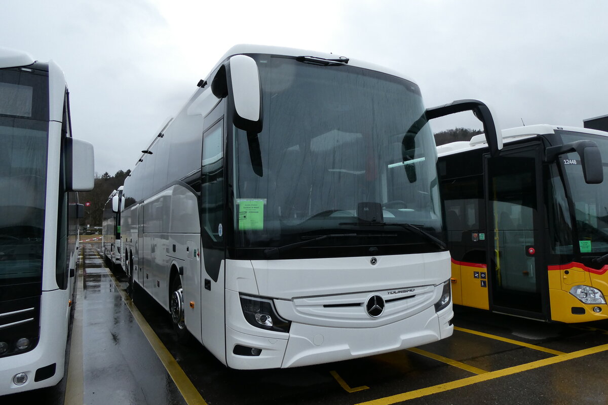 (284'963) - Knecht, Windisch - (409'064) - Mercedes am 21. Februar 2026 in Winterthur, Daimnler Buses