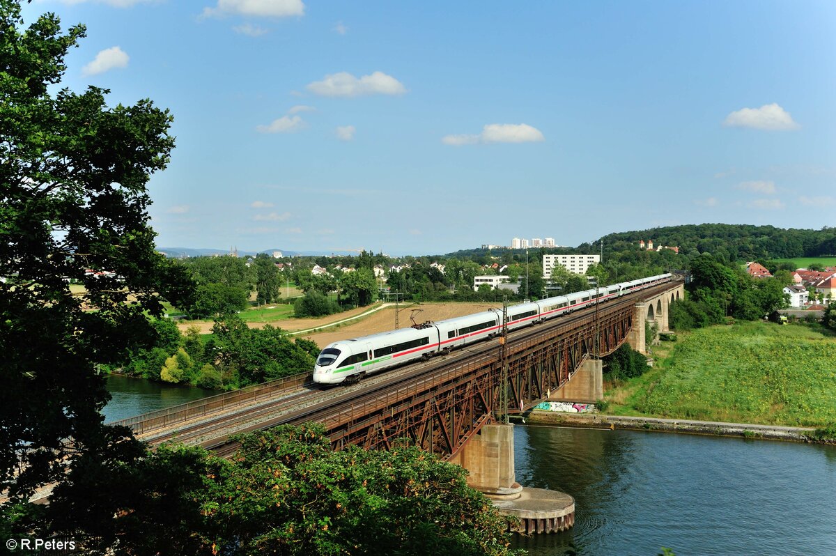 411 052-2  Travemünde  und 411 081-3  Horb am Necker  als ICE 90  Donauwalzer  Wien - Würzburg bei Mariaort. 21.08.21