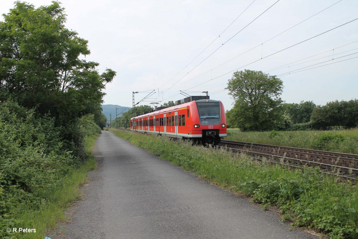 425 252-8 hat Weinheim (Bergst.) als RB 44 38614 Mannheim - Bensheim verlassen. 28.05.14