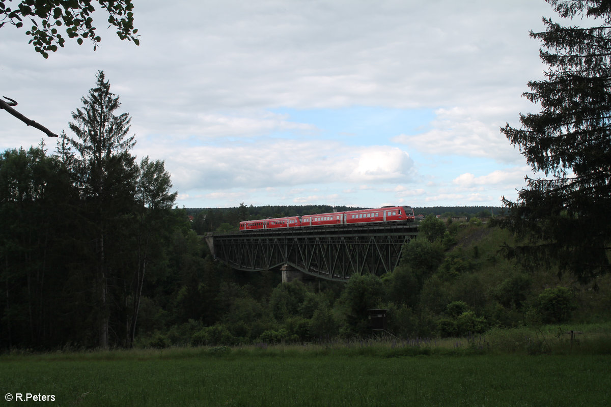 612 641-0 + 612 092-6 als RE 5288 Cheb - Nürnberg beim überqueren des Fichtelnaabviadukt von Neusorg. 21.06.20