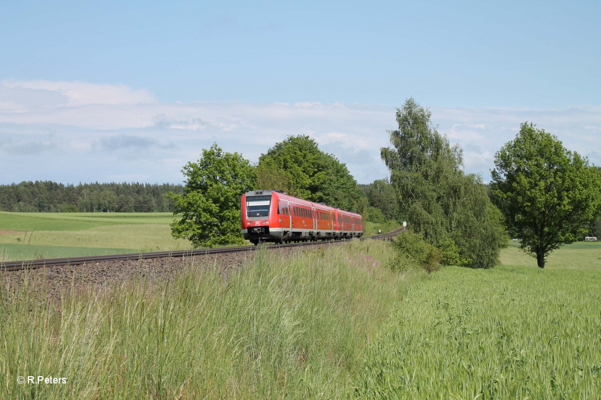 612 669 + 963 als RE 59316 Regensburg - Hof bei Naabdemenreuth. 24.05.14