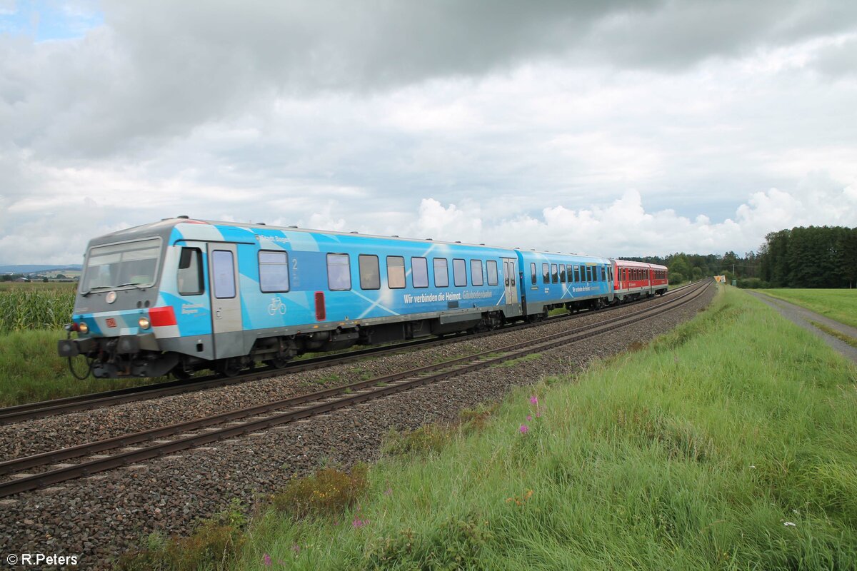 628 423 und 628 591  Pfarrkirchen  auf Überführungsfahrt nach Chemnitz bei Oberteich. 29.08.21