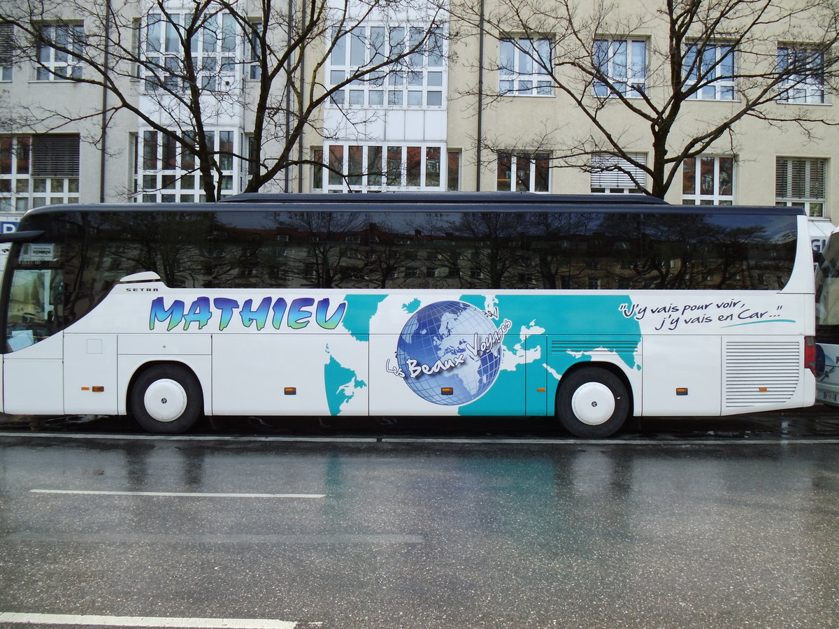 Aus Frankreich: Mathieu, Auxerre - Setra S 415 HD am 24. Mrz 2014 in Mnchen (Aufnahme: Martin Beyer)