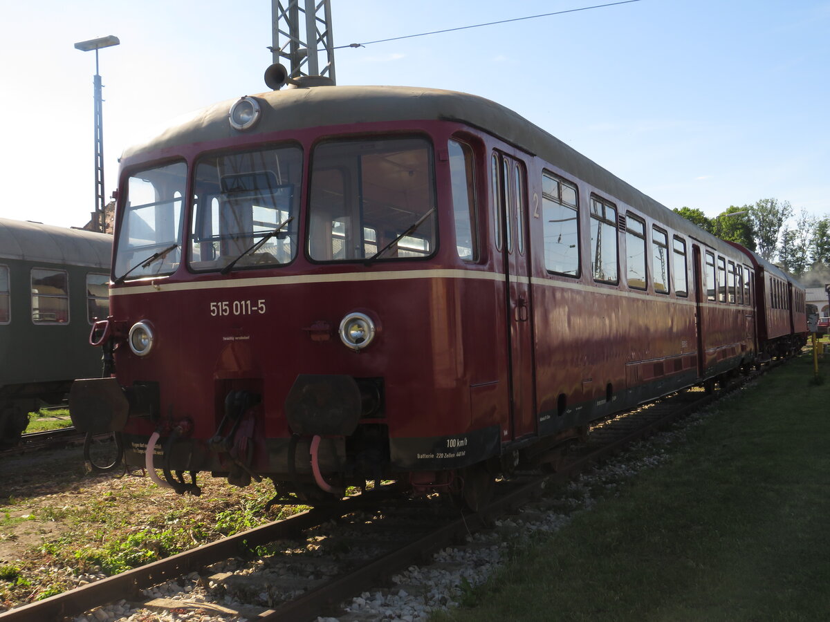 BR 515 011-5 der BayernBahn steht im Eisenbahnmuseum N�rdlingen. 30.Mai 2025