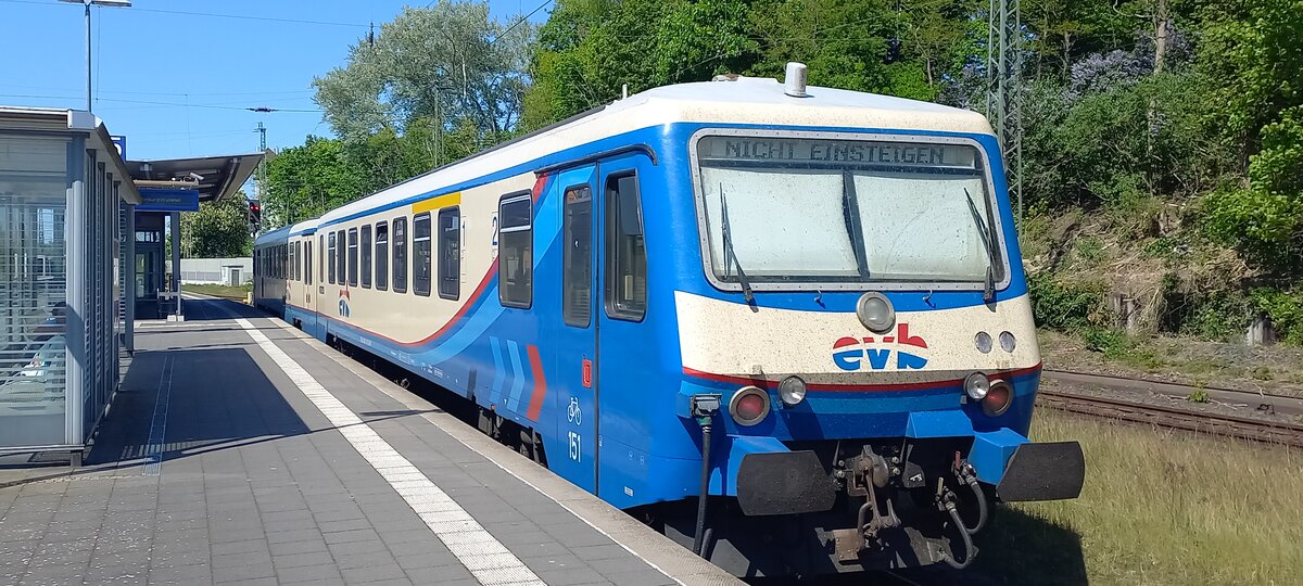BR 628 151 EVB als RB76 nach Rotenburg(Wmme) am 9.Mai 2022 in Verden(Aller)