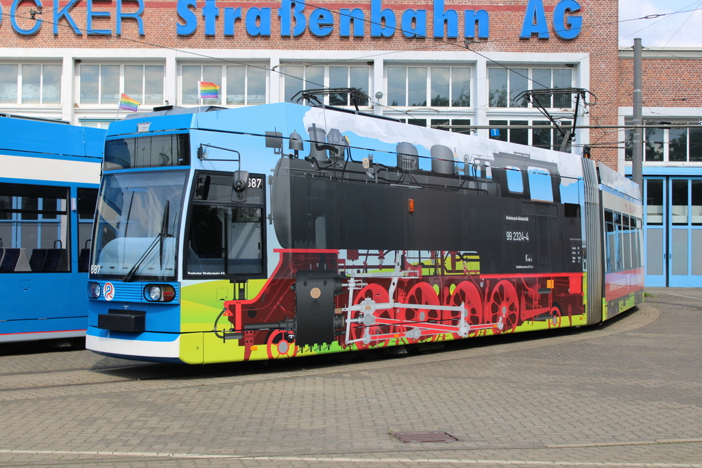 Die Bäderbahn Molli stand am 18.07.2020 auf dem Betriebshof der Rostocker Straßenbahn AG.